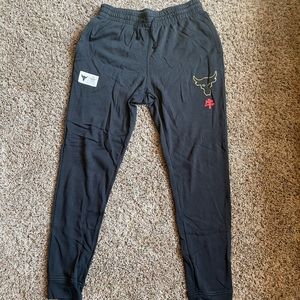 Project Rock Joggers Men’s size Large